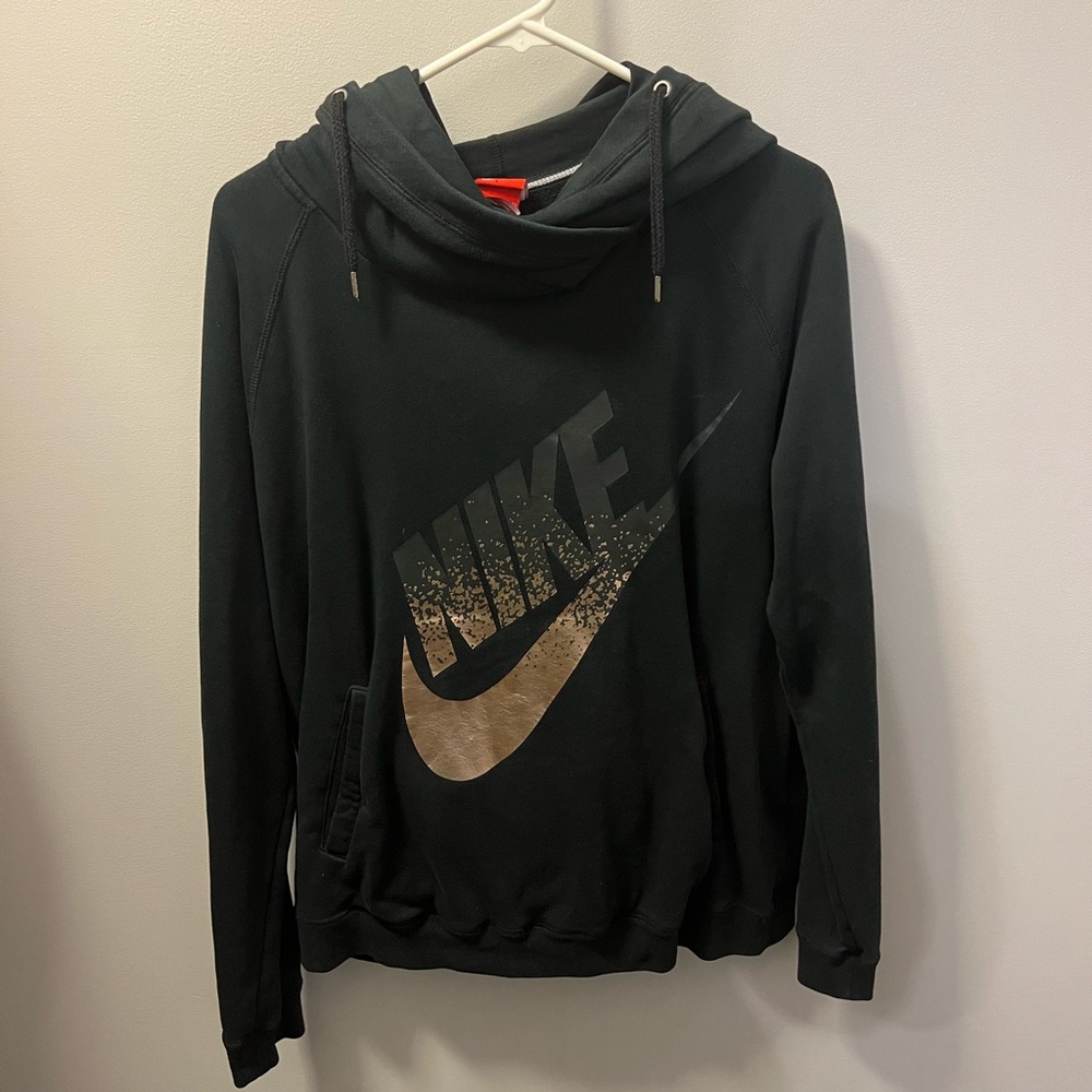 Black Nike sweatshirt